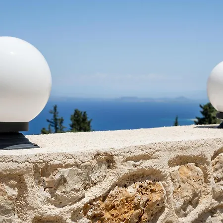 Apartment With Sea View B *